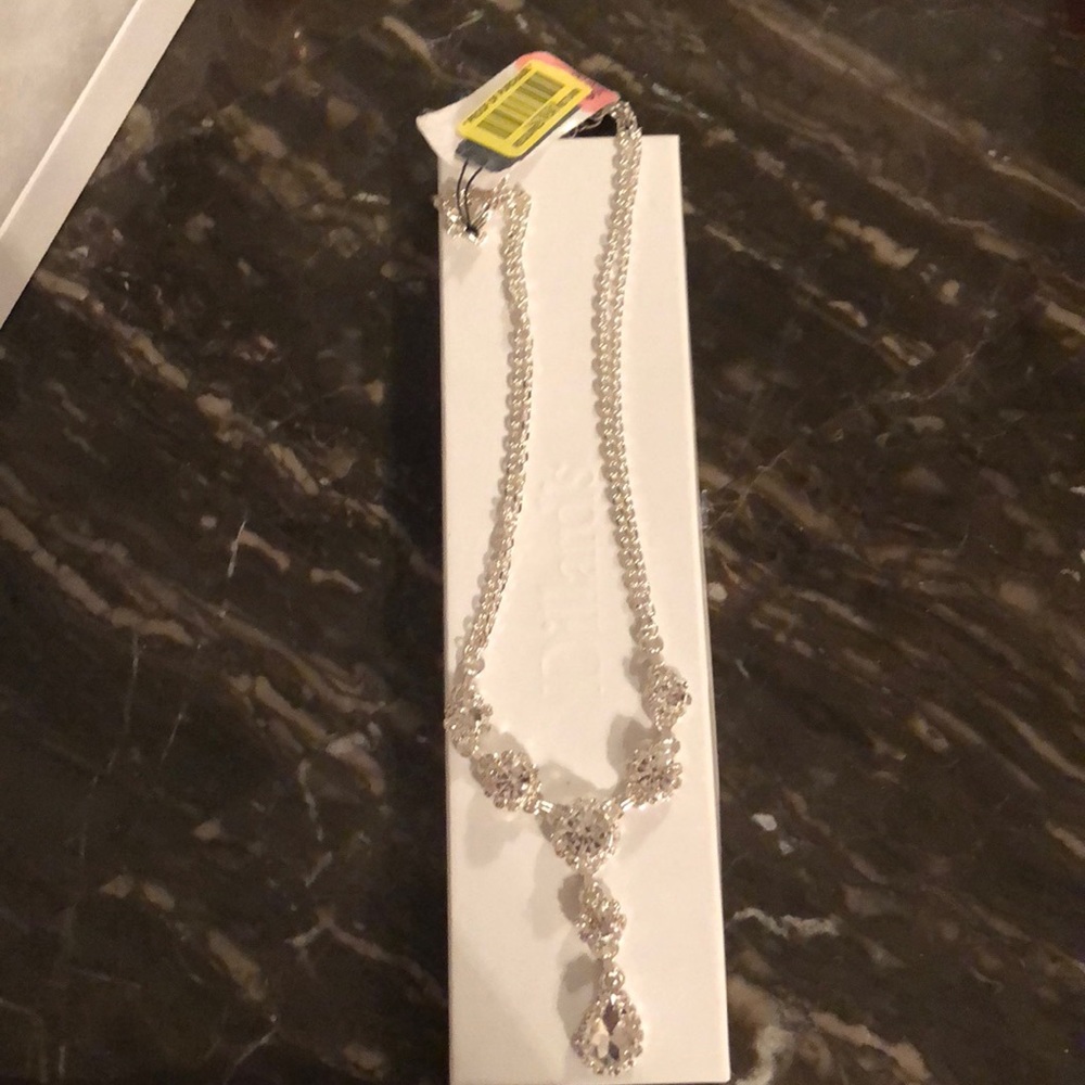 Necklace - Picture 2 of 2